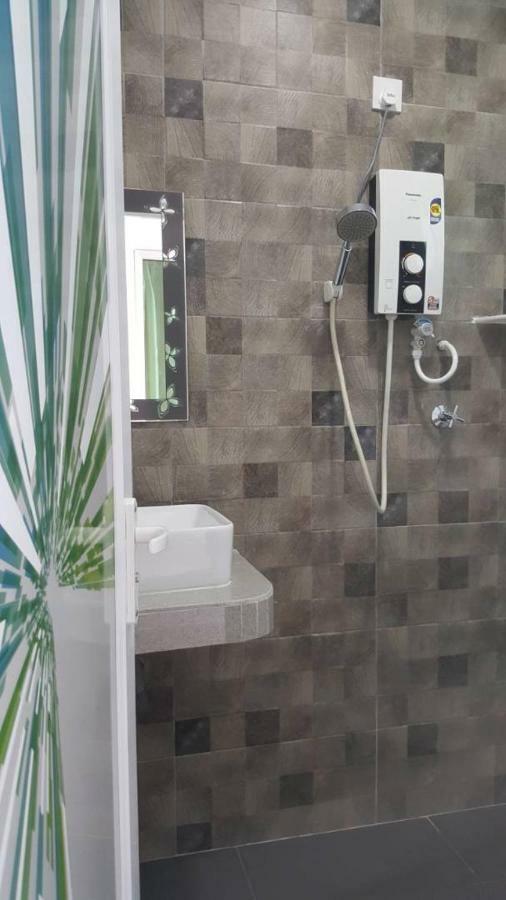 Ipoh Easteden Homestay Extérieur photo